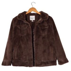 Urban Republic | Like new faux fur luxe brown coat winter luxury